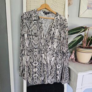 I.N.C Women’s Snakeskin Print Blouse – Size XXL, Long Sleeve with Zipper Pocket